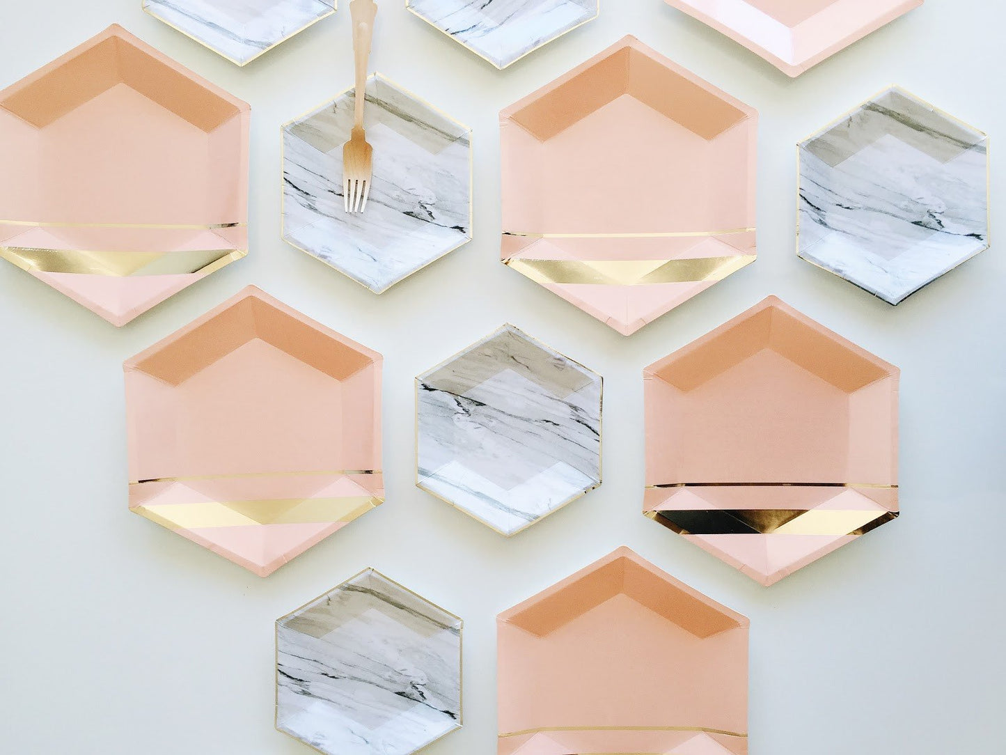 Platos Rosa con Dorado (8 Piezas)